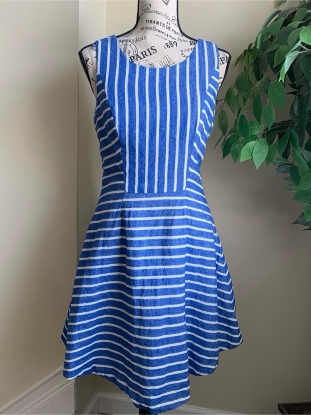 🛍️Vineyard Vines Blue and White Striped Sleeveless A-Line Linen Dress - Picture 10 of 11